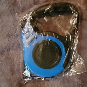 Brand New 10-Foot Retractable Pet Leash